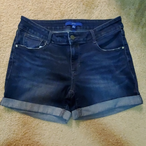 Apt. 9 Pants - NWOT Women's Apt 9 Midi Jean Shorts